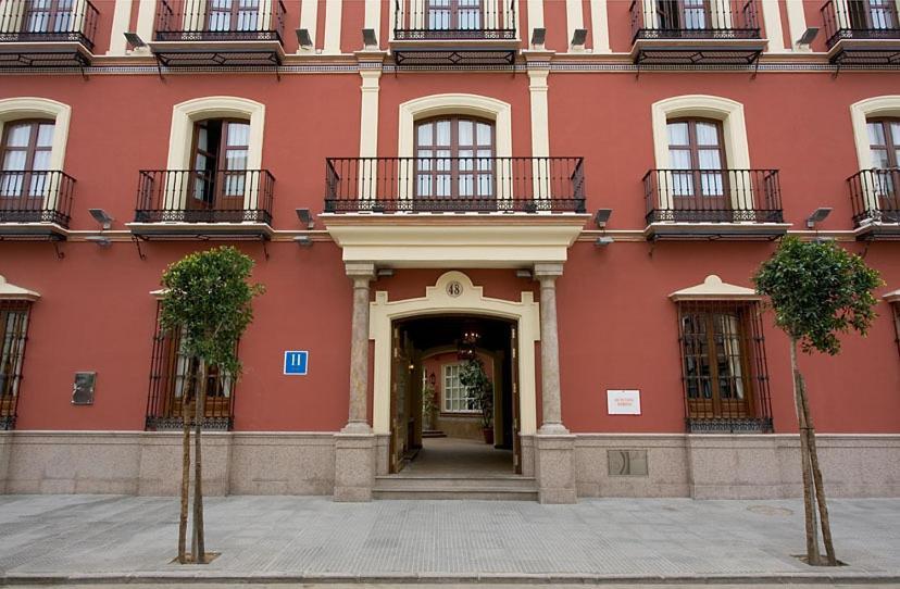Hotel Manolo Mayo Los Palacios Y Villafranca Buitenkant foto